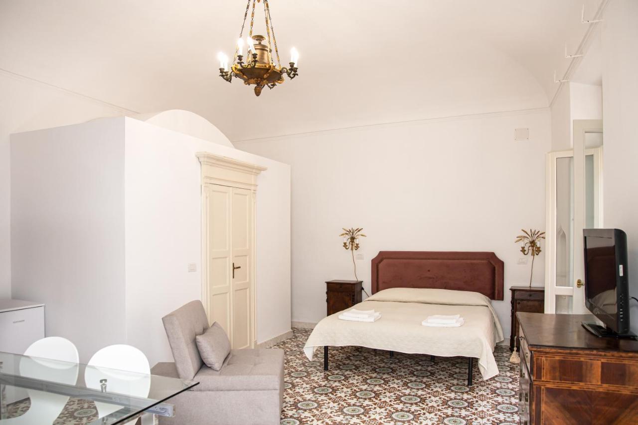 Honore De Balzac Alghero Bagian luar foto