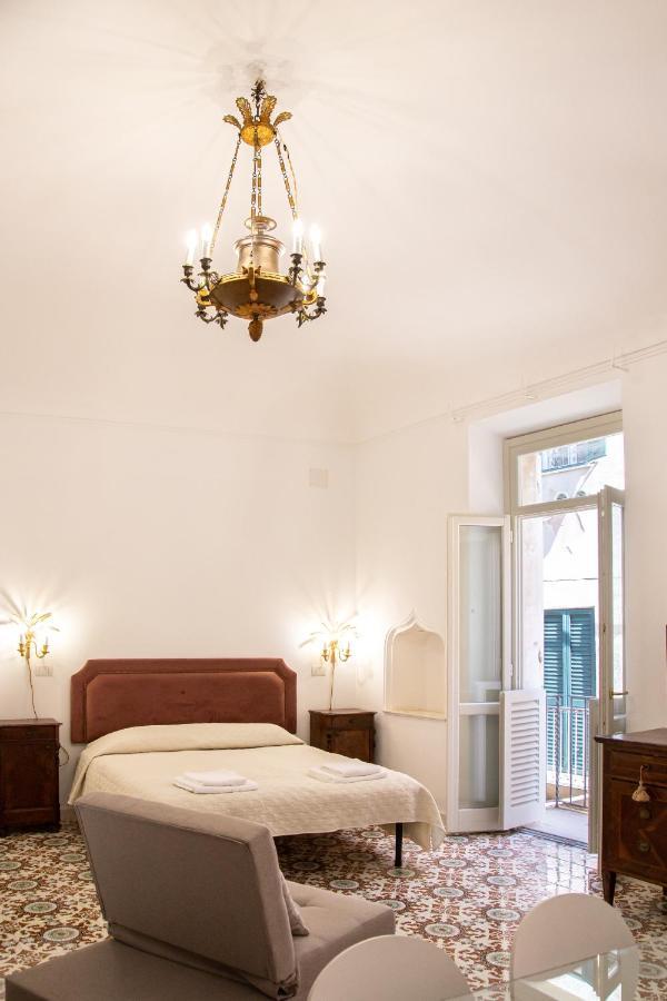 Honore De Balzac Alghero Bagian luar foto