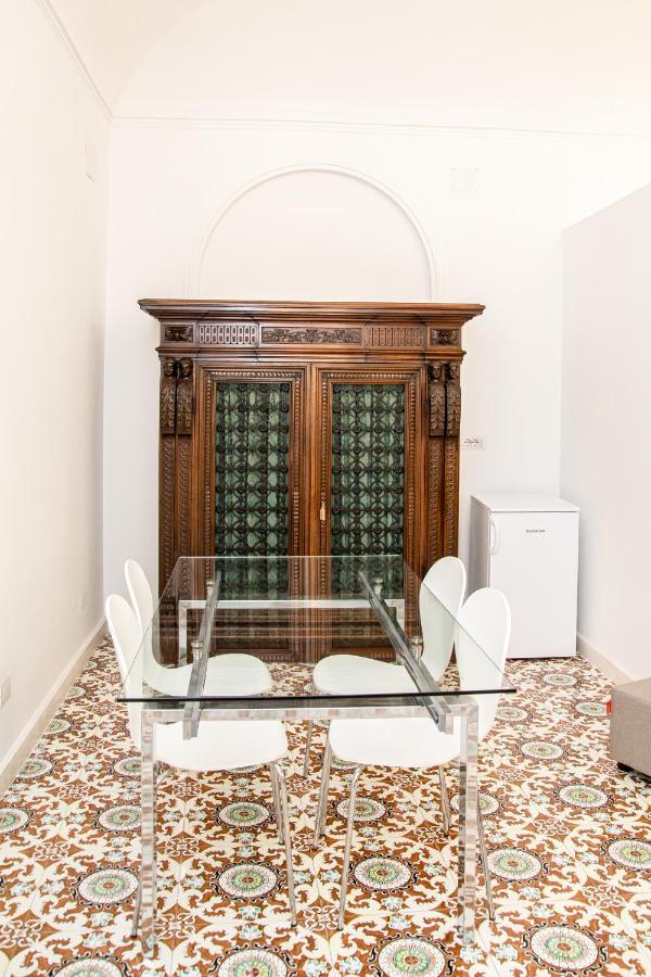 Honore De Balzac Alghero Bagian luar foto