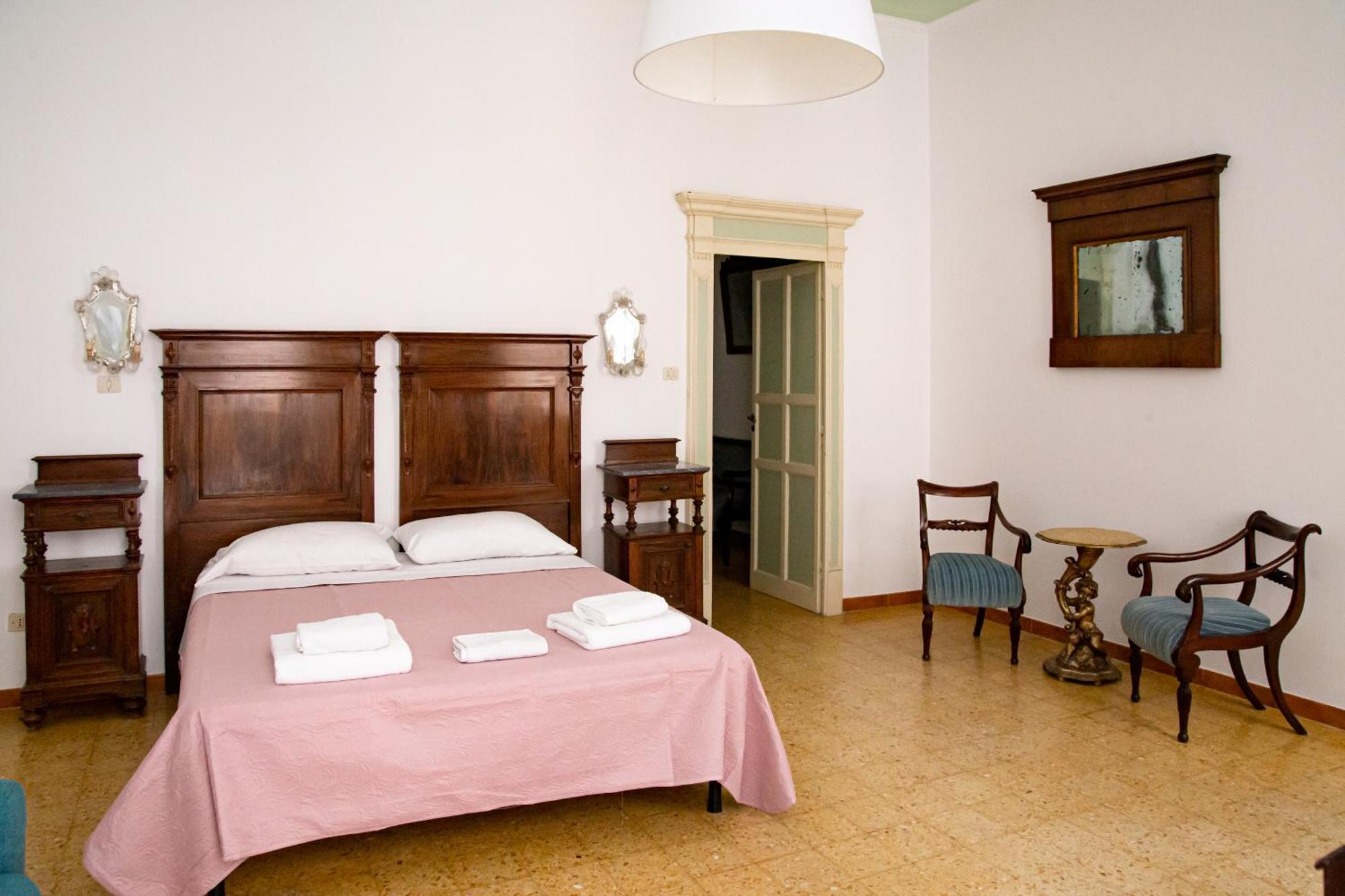 Honore De Balzac Alghero Bagian luar foto